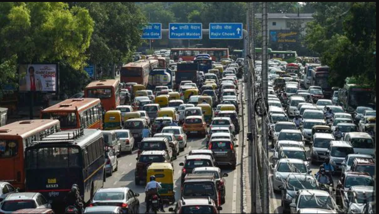 Delhi-Gurugram Expressway: NH-48 flyover diversion affects Delhi Metro, Yellow Line passenger congestion 2023 2