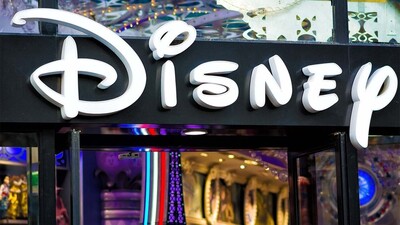 Disney urges managers to choose candidates for April layoffs of 4,000 employees 2023 1