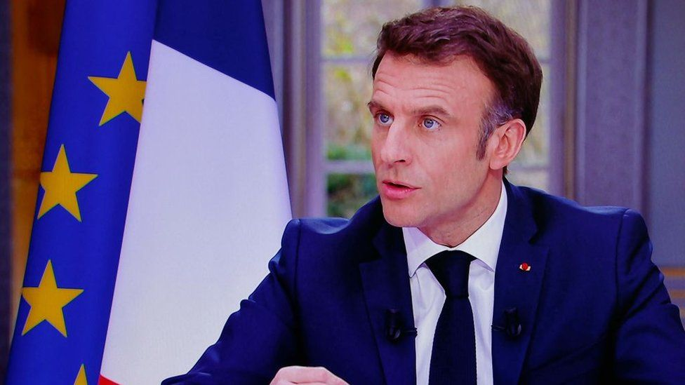 On a visit, French president seeks cultural exchanges 2023 4