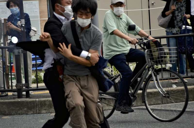 Prime Minister Fumio Kishida's gathering explosion narrowly spared lives; attacker arrested 2023 3