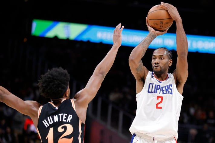 38 KAWHI ERUPTS TO CARRY CLIPPERS PAST SUNS 2023 3