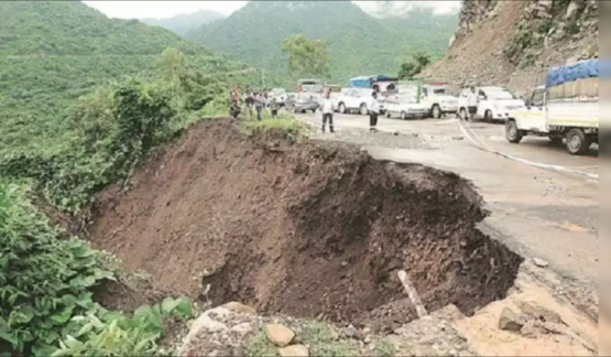Uttarakhand's landslide: 300 trapped, critical Lipulekh-Tawaghat route shut off 2023 8